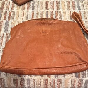 Wanderers Travel leather clutch
